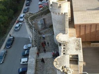 Castillo de Peñafiel - Viaje enológica a Ribera del Duero; asociaciones de senderismo en madrid